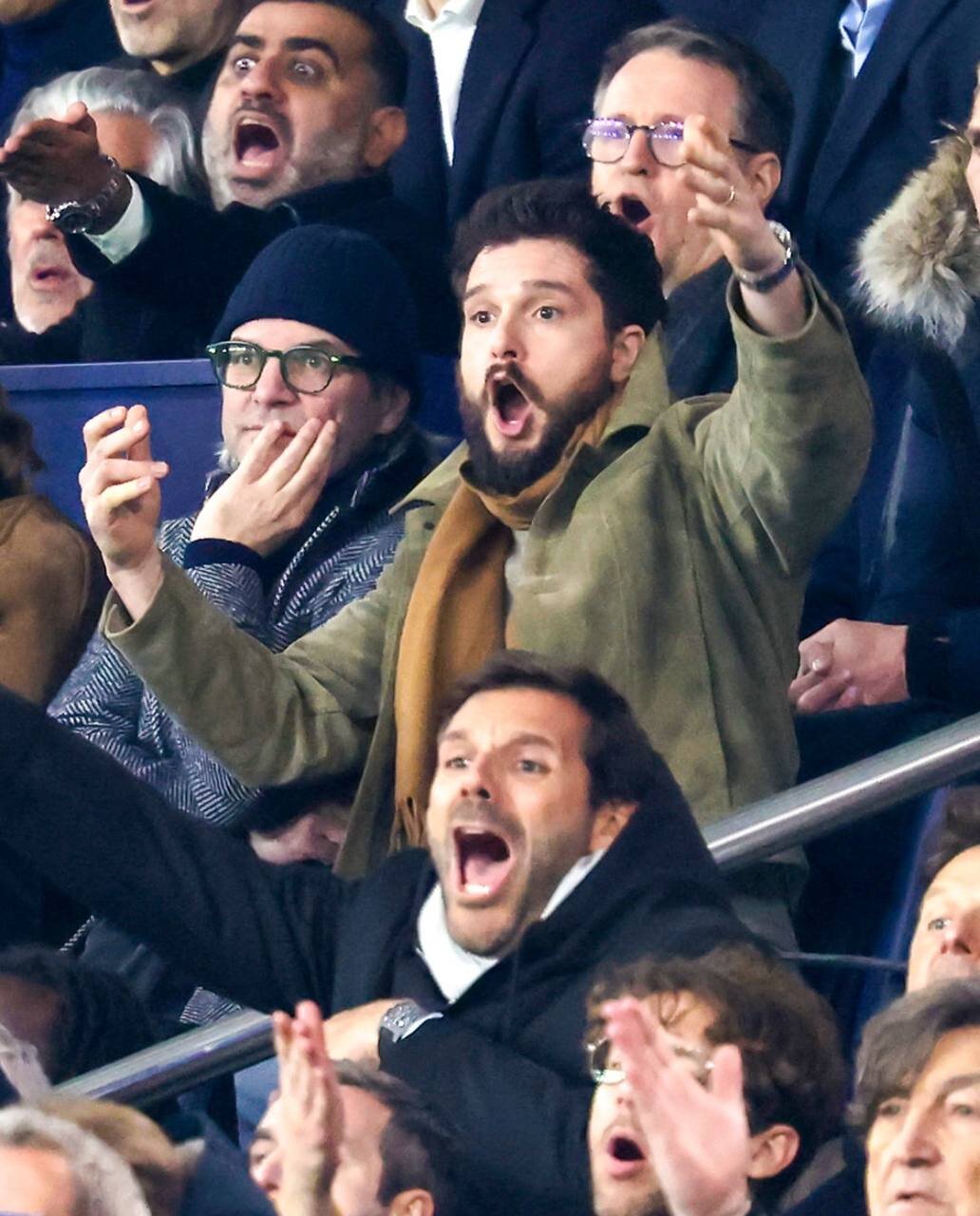 عکس | دیوید بکام و جان اسنو در شهر پاریس!