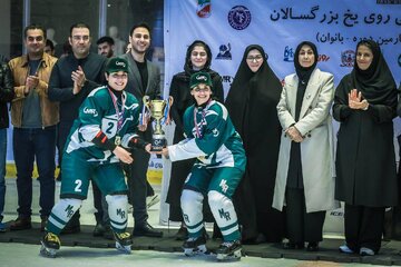 قهرمان لیگ هاکی روی یخ بانوان مشخص شد