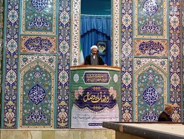 هشدار امام جمعه ایلام در آستانه عید: جشن‌های مختلط نوروز باید کنار گذاشته شود