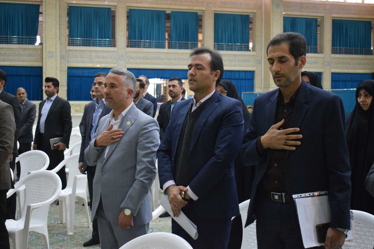 برگزاری مراسم تکریم و معارفه سرپرست فرمانداری ویژه شهرستان میبد برگزاری مراسم تکریم و معارفه سرپرست فرمانداری ویژه شهرستان میبد