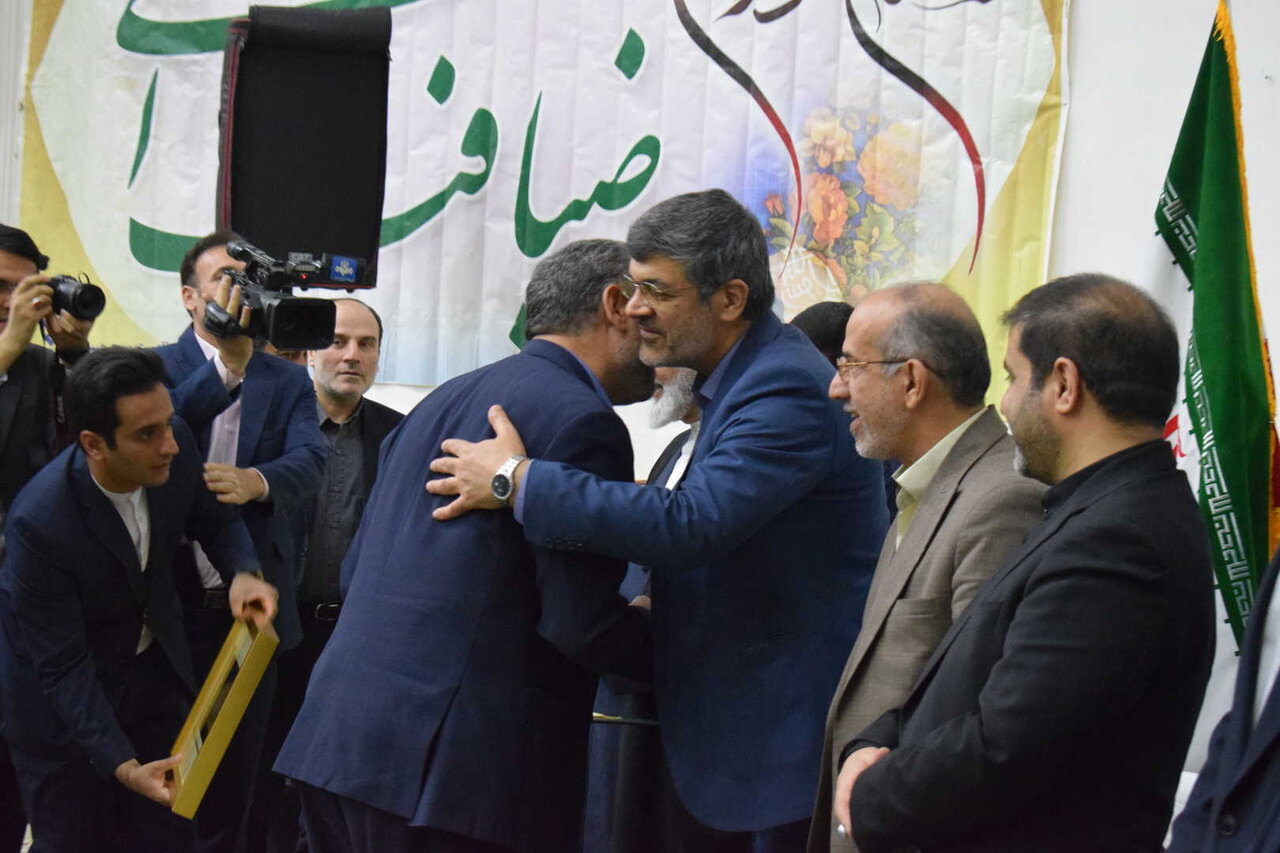برگزاری مراسم تکریم و معارفه سرپرست فرمانداری ویژه شهرستان میبد برگزاری مراسم تکریم و معارفه سرپرست فرمانداری ویژه شهرستان میبد