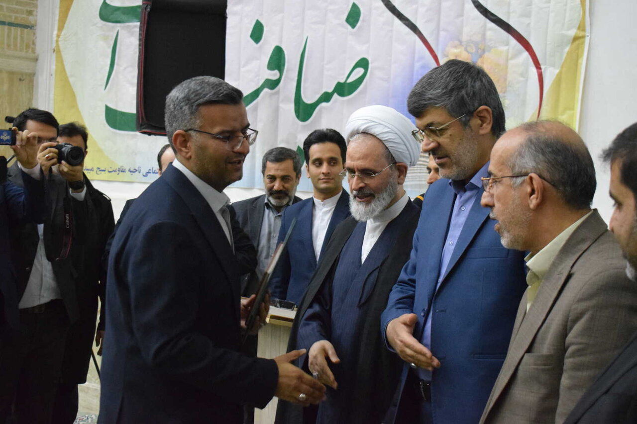 برگزاری مراسم تکریم و معارفه سرپرست فرمانداری ویژه شهرستان میبد برگزاری مراسم تکریم و معارفه سرپرست فرمانداری ویژه شهرستان میبد
