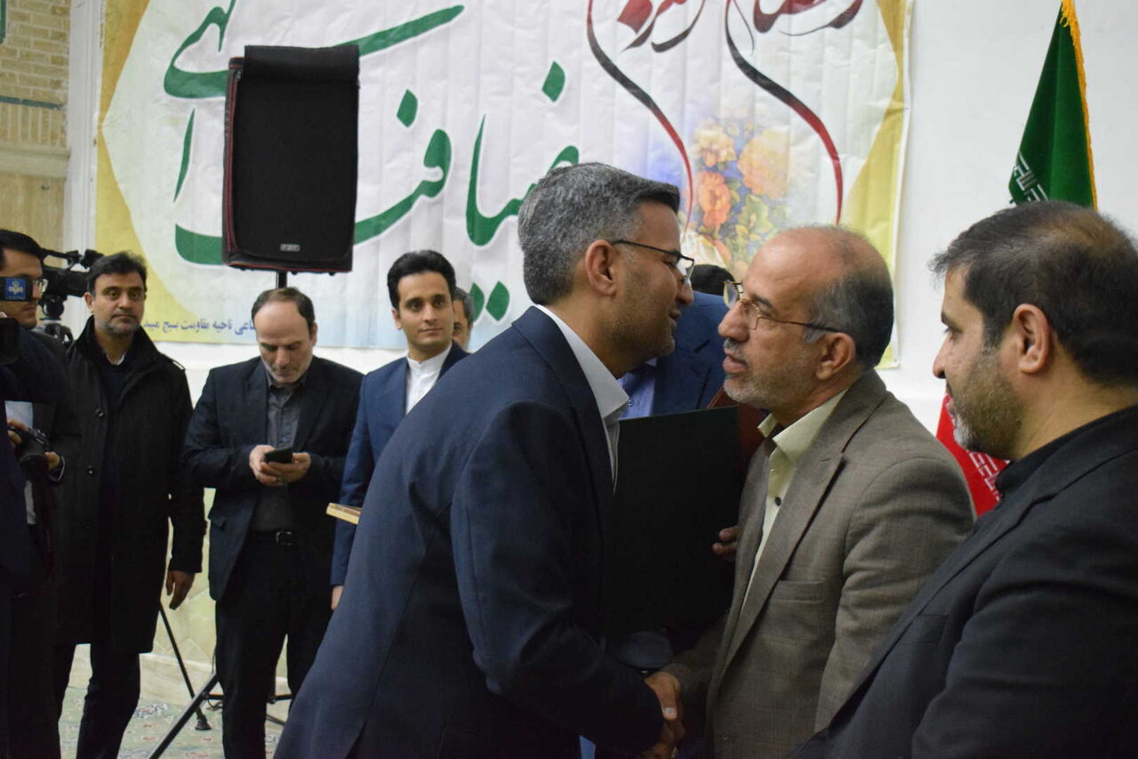 برگزاری مراسم تکریم و معارفه سرپرست فرمانداری ویژه شهرستان میبد برگزاری مراسم تکریم و معارفه سرپرست فرمانداری ویژه شهرستان میبد
