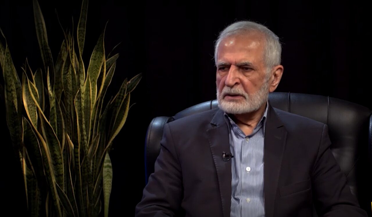 کمال خرازی: ایران توانایی ساخت سلاح هستهای را دارد؛ فتوای رهبری دست ما را بسته است/ تحریم ها را بردارند غنی سازی محدود میشود