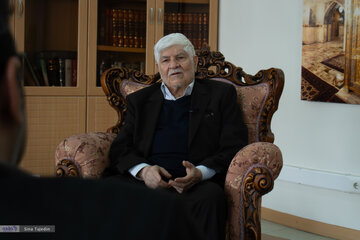 امام (ره) سریال «اوشین» را دوست داشتند / شش قسمت از سریال «امام علی» حذف شد / واقعیت «اوشین» چیزی نبود که ما نشان دادیم، حذفیات زیادی داشت