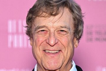 جراحت بازیگر فیلم «جودی» ایناریتو را متوقف کرد جراحت بازیگر فیلم «جودی» ایناریتو را متوقف کرد