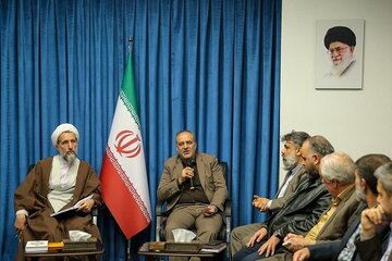 خبرنگاران زبان گویای مردم هستند خبرنگاران زبان گویای مردم هستند