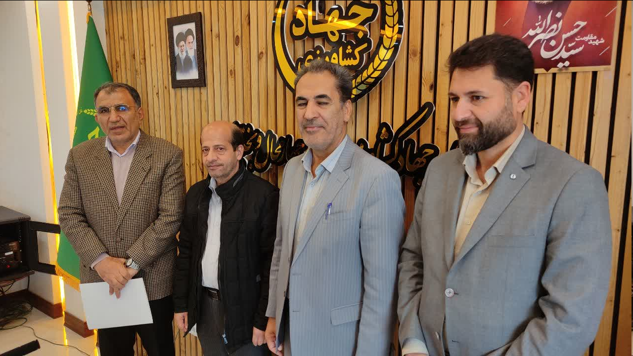 برگزاری  نمایشگاه گلخانهسازی، گل، گیاه و ماهیان زینتی در شهرکرد