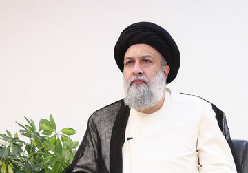 علوی تهرانی: از سال 75 به بعد شاهد افول سواد دینی مردم بودهام / امروز از صد سوال، صد و ده سوال راجع به طلسم و خرافات است / والله این فاجعه است
