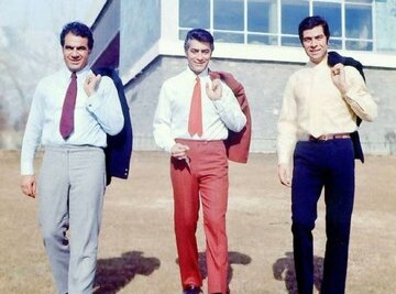 هنرپیشگان پیش از انقلاب به دادگاه احضار شدند/ شهناز تهرانی و فروزان با تعهد آزاد شدند