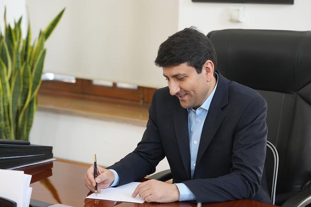 وزیر ارتباطات: محدودیتهای اینترنتی مبتنی بر قوانین اعمال شد وزیر ارتباطات: محدودیتهای اینترنتی مبتنی بر قوانین اعمال شد