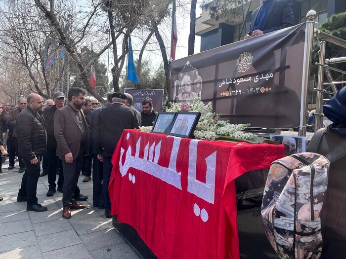 از حضور مدیران صبور پرهیز نکنیم/ مسعودشاهی مظلوم زندگی کرد