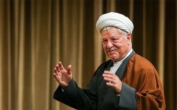 عفت از رفسنجان خبر داد که آیت‌الله اخوان مرعشی را به تهران آوردند / لاهوتی آمد درباره سفر احتمالی فائزه به کانادا برای ادامه تحصیل مذاکره کردیم