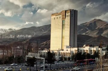 هتل پارسیان آزادی تهران: انتخابی ممتاز برای اقامت در قلب پایتخت