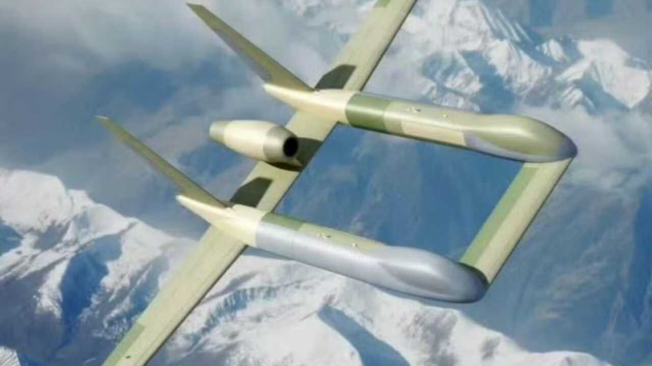 پهپاد نظامی غولپیکر با طراحی عجیب/ «دیواین ایگل» آسمان را تسخیر میکند