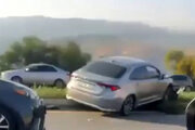 ببینید | قابی از یک تصادف ترسناک؛ بی احتیاطی راننده ماشین را به پرواز درآورد