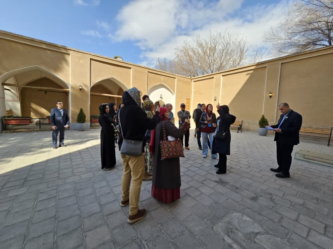 تورلیدرهای خارجی از نصفجهان چه گفتند (۲)/ دلتنگ روزهایی هستیم که با شما زندگی کردیم!