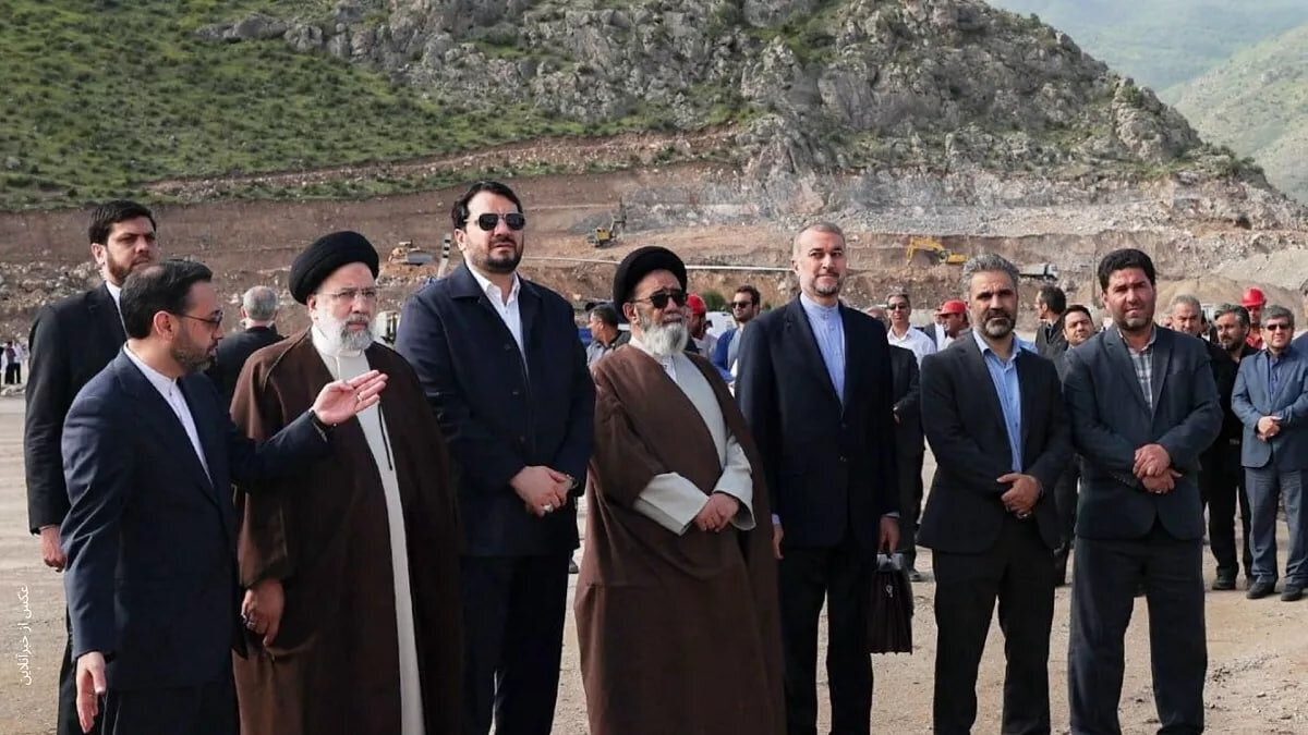 خواهر شهید رحمتی: آن شب هیچوقت برای ما صبح نشد/ برادرم به مادر گفت مالک در بالگرد نبوده/ کسی که پیکرها را پیدا کرد، گفت فکر میکرد مالک سکته کرده است