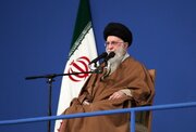قائد الثورة: ليعلم الامريكيون انهم لن يجنوا شيئا من خلال إطلاق التهديدات