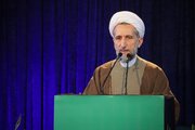 انتقاد امام جمعه قزوین از سرانه درمان/ چند پروژه بیمارستانی در حال پیگیری است