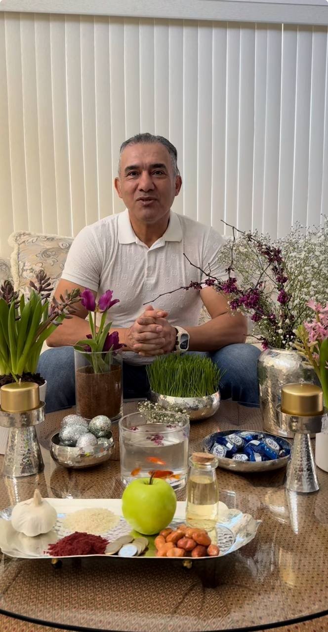 عکس | احمدرضا عابدزاده سر سفره هفتسین 2