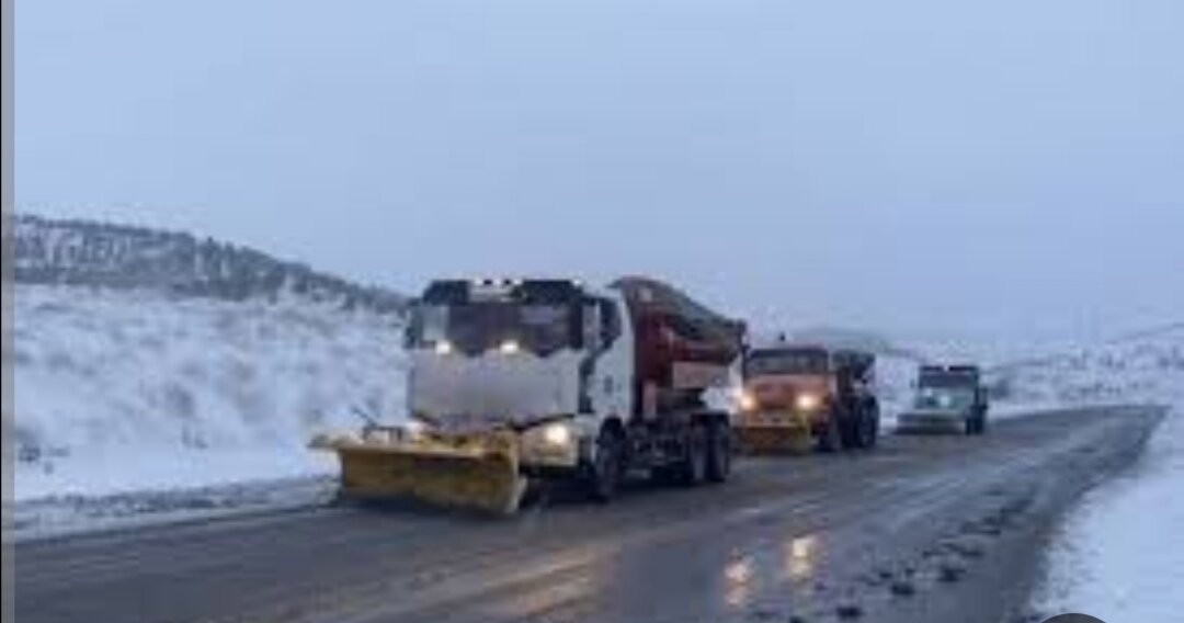 هشدار نسبت به وضعیت خطرناک لغزندگی جادهها در استان اصفهان هشدار نسبت به وضعیت خطرناک لغزندگی جادهها در استان اصفهان