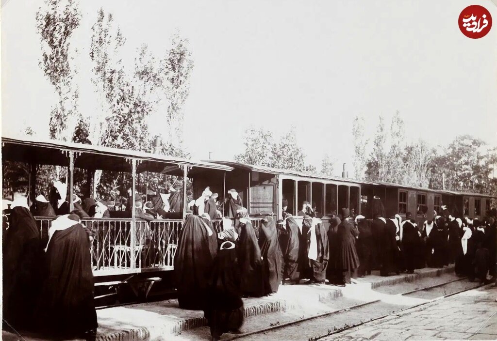عکس/ سفر به عصر قاجار؛ زنان از قلیانکشی تا نوازندگی
