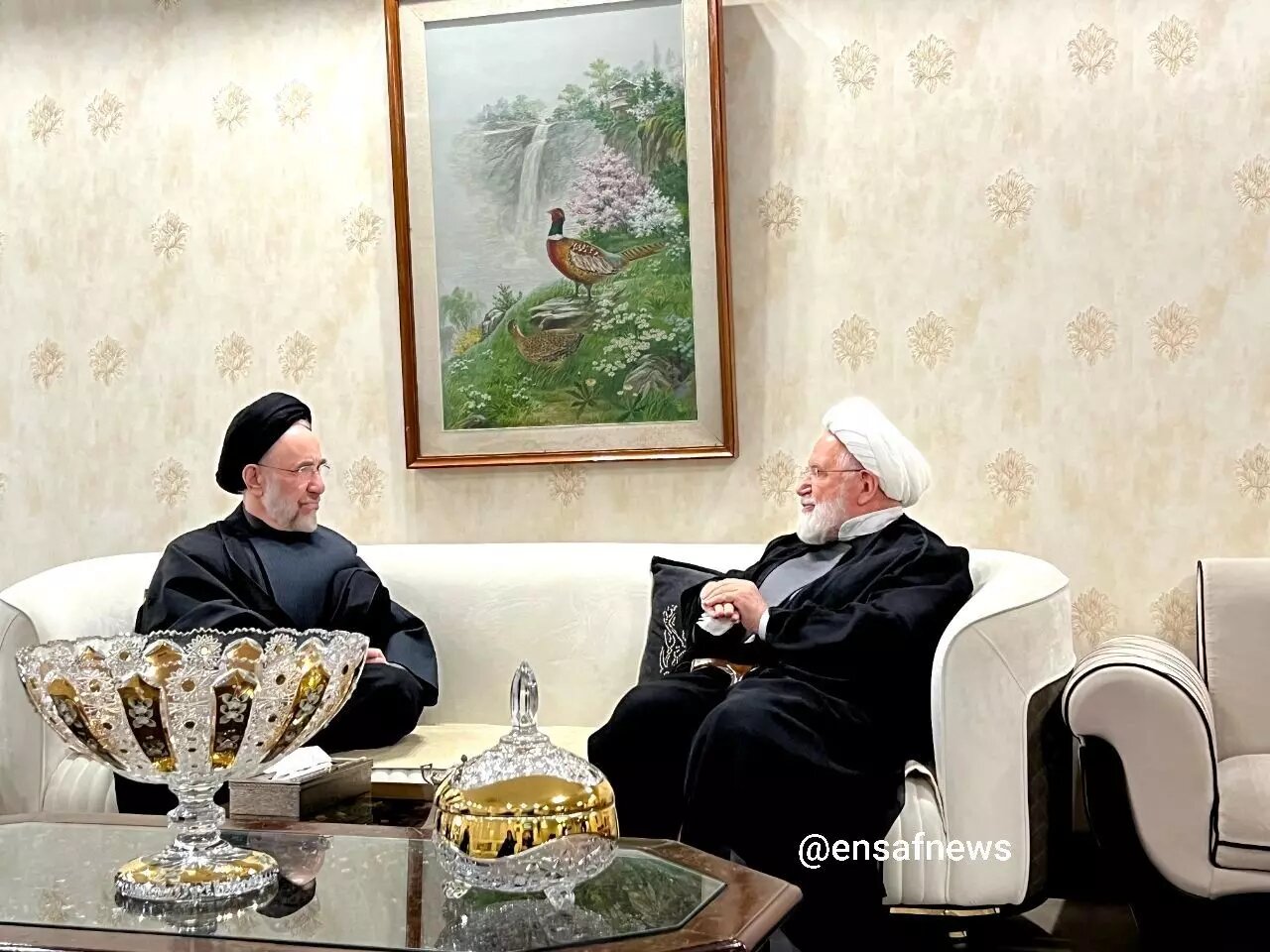 دیدار چهره‌های روحانی و سیاسی در منزل کرباسچی/ خاتمی و کروبی هم حضور داشتند+تصویر