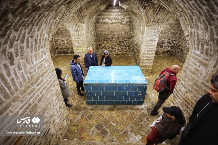 بازدید گردشگران از آثار تاریخی همدان