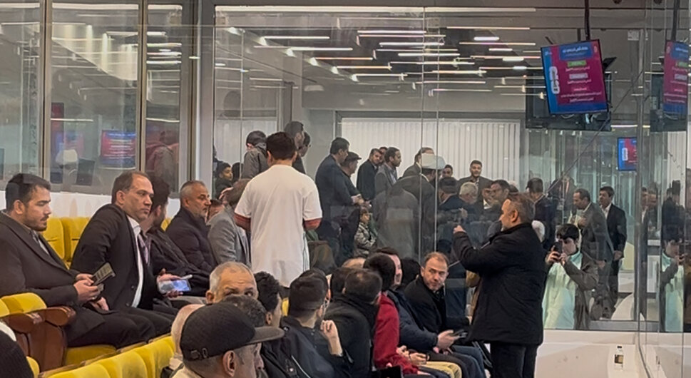 عکس | یک پرسپولیسی، تماشاگر ویژه بازی تیم ملی 2