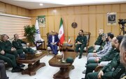 بسیج و سپاه پشتوانه دولت در کاهش مشکلات جامعه هستند