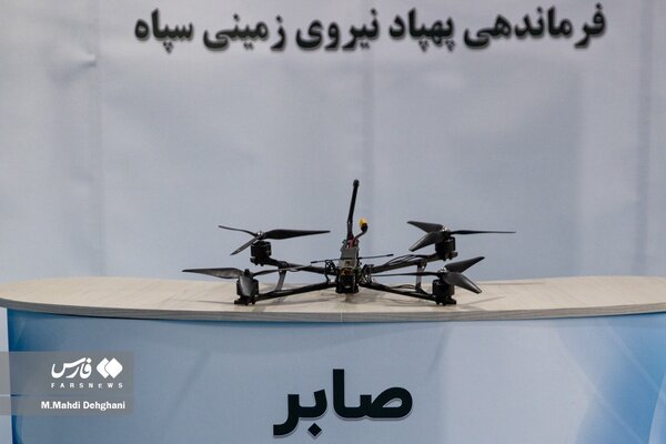 قدرت نمایی پهپادهای سپاه پاسداران/ ابابیلهای ایرانی در کمین دشمنان+ تصاویر
