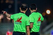 ببینید | اتفاق عجیب در لیگ یک؛ داور زمین را ترک کرد!