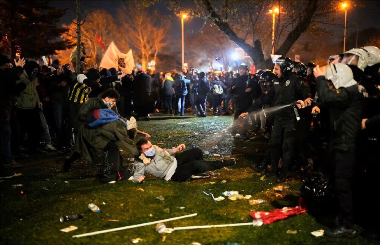 دوگین از تنهایی اردوغان نوشت...