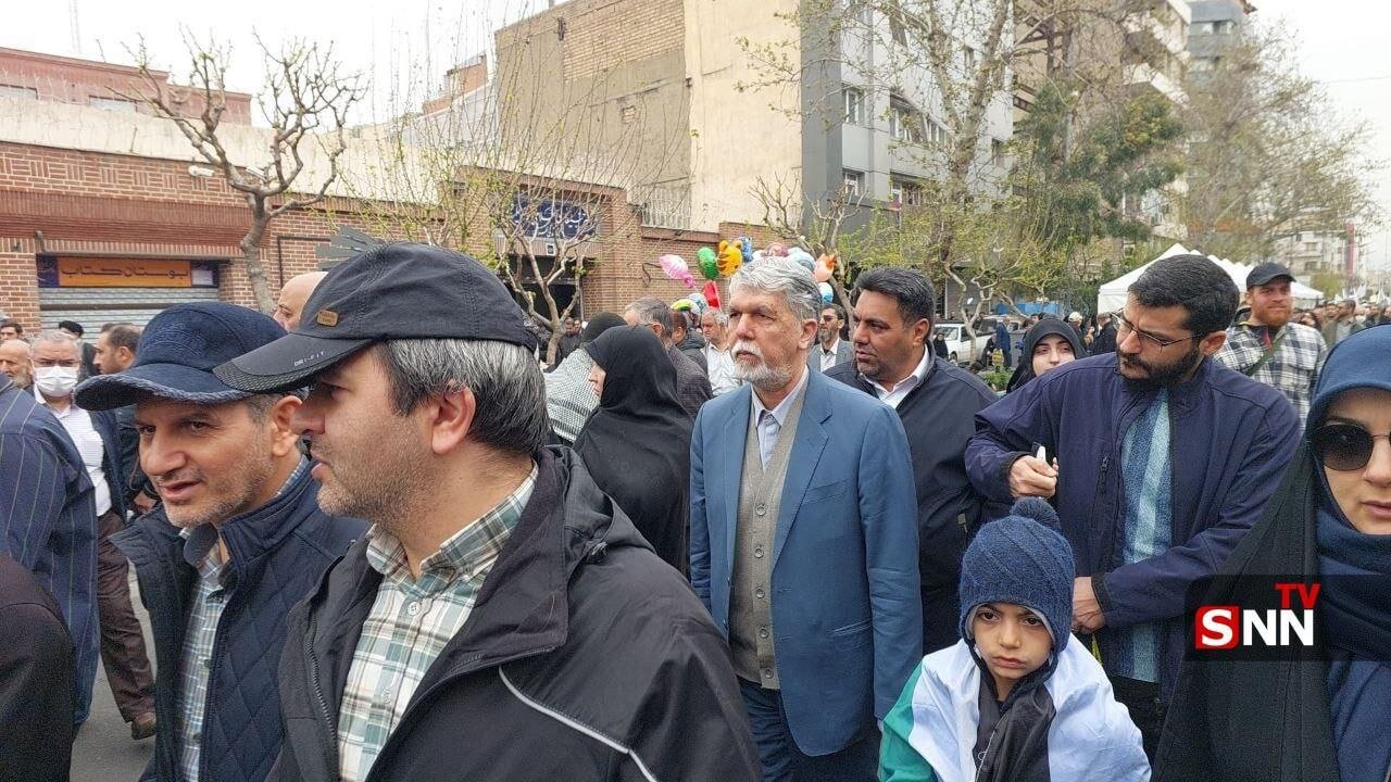 تصاویر دو وزیر دولت در راهپیمایی روز قدس / زاکانی هم به جمعیت پیوست 2