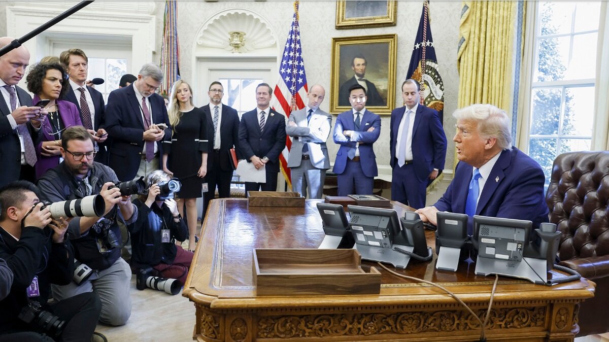 ترامپ بار دیگر خود را در برابر آزمونی بزرگ قرار داده است؛معامله با ایران!