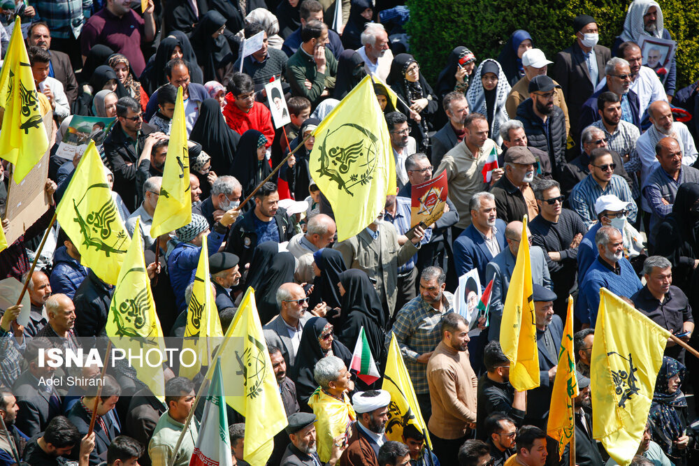 نصف جهان یکپارچه شورِ غیرت و حماسه برای غزه و فلسطین/«سنصلی فی القدس ان شاء الله»