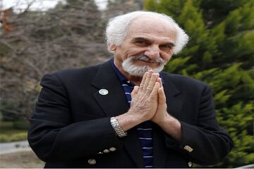 دوست دارم لبخند واقعی روی لب مردم ایران باشد دوست دارم لبخند واقعی روی لب مردم ایران باشد