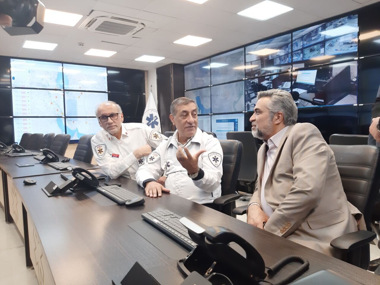 عکسی از معاون پزشکیان با پوشش متفاوت