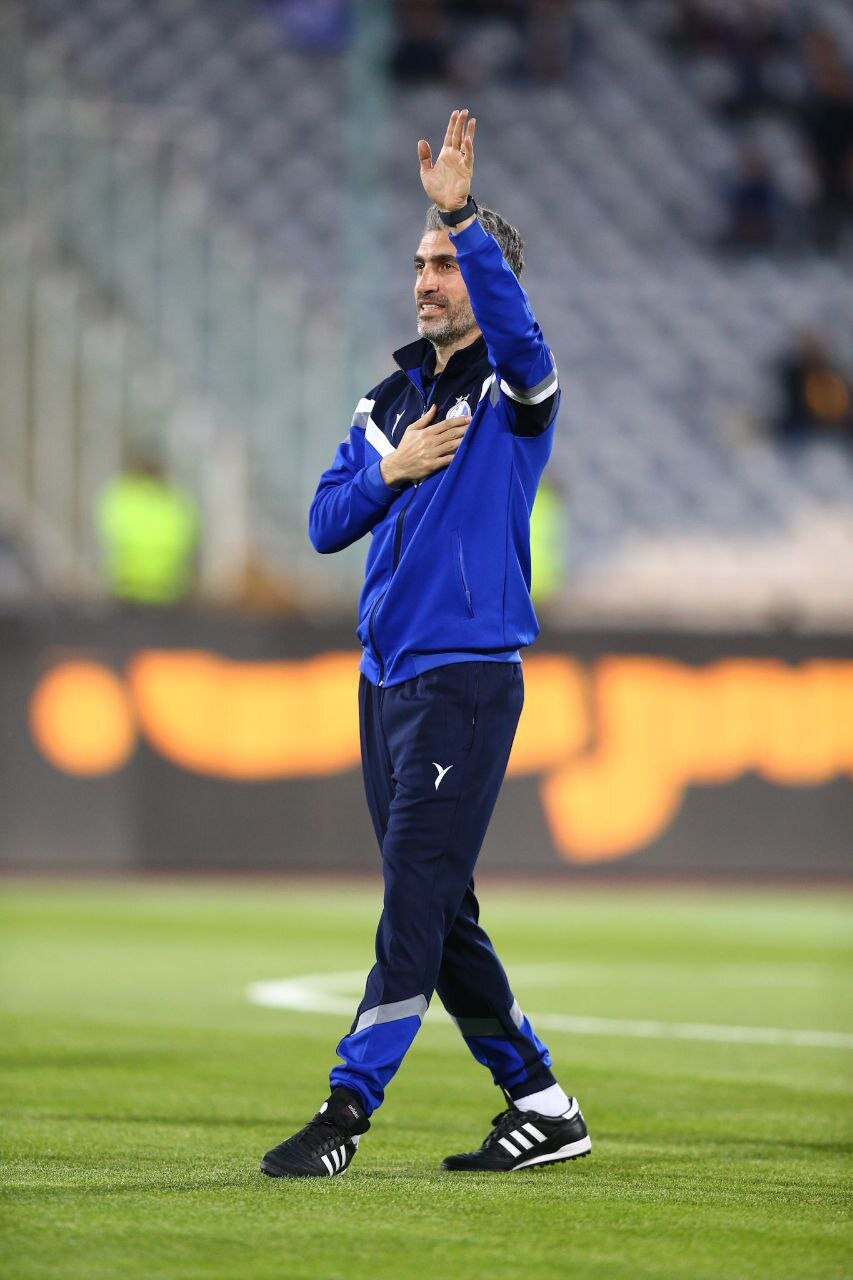 عکس | نخستین حضور جباری روی نیمکت استقلال