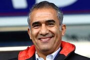 ببینید | تشویق احمدرضا عابدزاده توسط هواداران پرسپولیس در کنایه به بیرانوند و آزمون