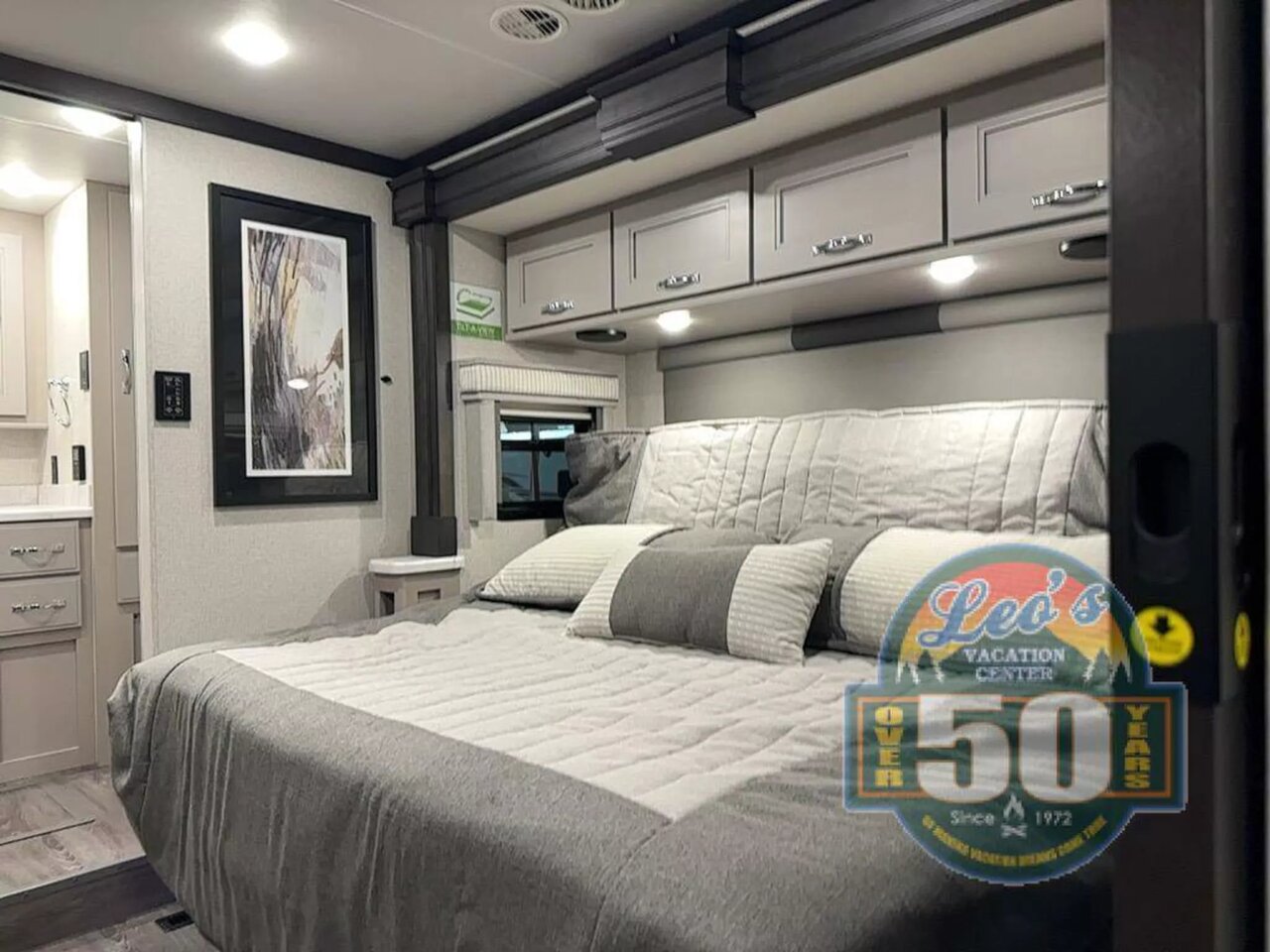 کمپری لوکستر از کمپر ارسطو!