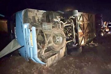 افزایش شمار جان‌باختگان حادثه واژگونی اتوبوس در کرمان