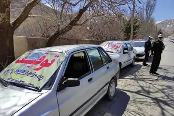 واکنش پلیس به رانندگی پسر بچه ۱۰ ساله