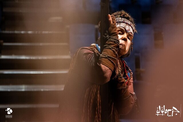 حضور پر رنگ پسیانیها بر صحنه و به سرانجام رساندن کار نیمه تمام «آتیلا»