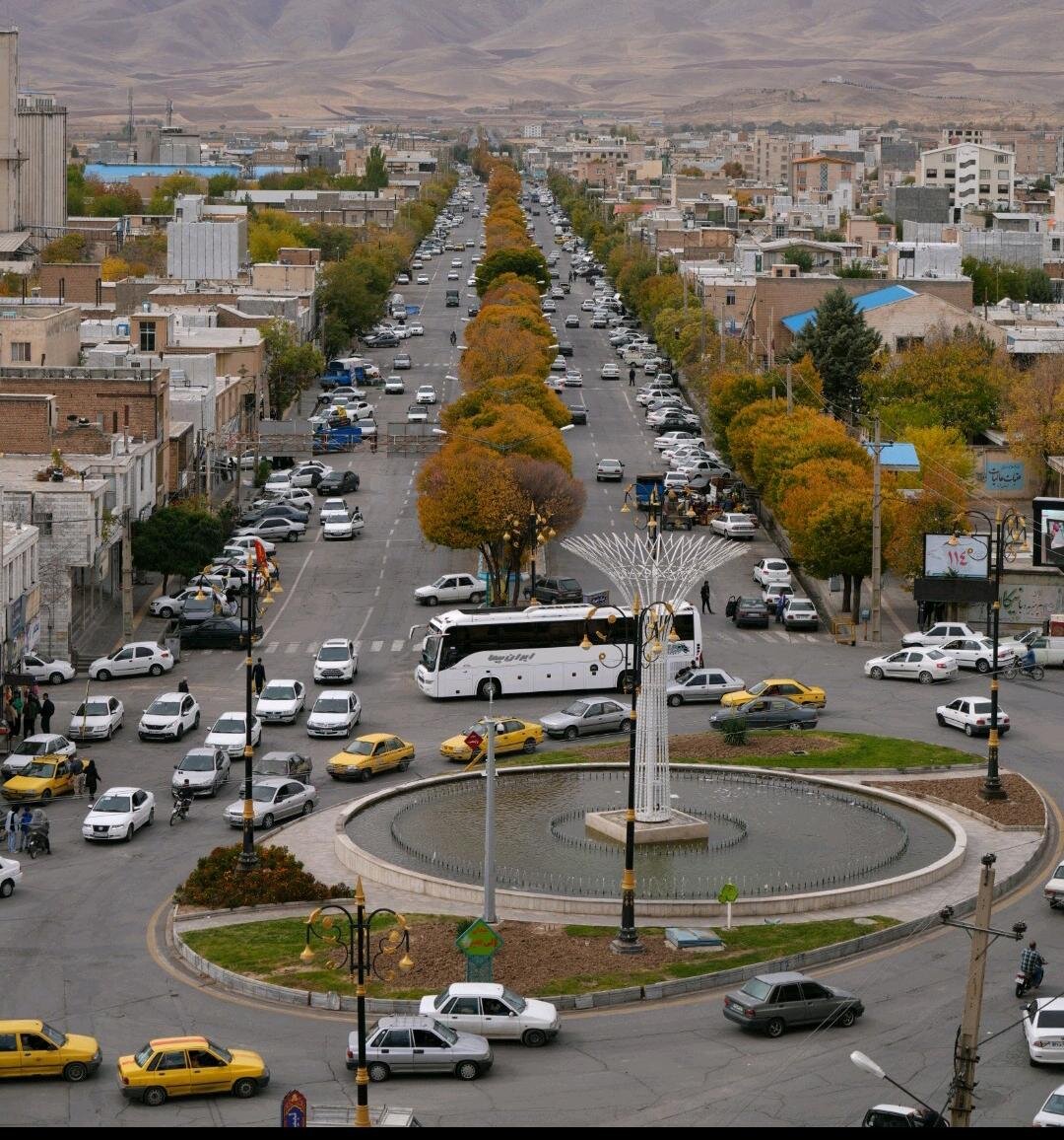 بزرگترین المان شهری غرب ایران در ازنا ساخته می شود