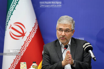 نماینده مجلس: خروج از NPT هیچ ضرری برای ما ندارد / کنایه به روحانی و توافق تهران در دهه 80: مراکز هسته ای را پلمب کرده بودند!