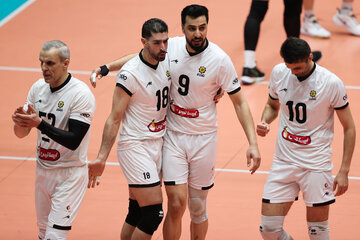 شهداب در یک قدمی جام؛ جنجال در آزادی با ۴ کارت قرمز! شهداب در یک قدمی جام؛ جنجال در آزادی با ۴ کارت قرمز!