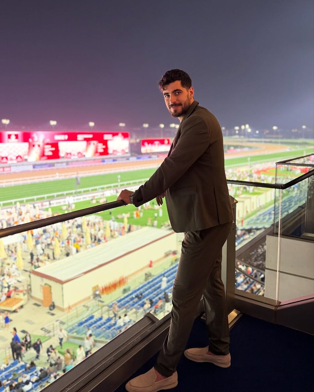 عکس | ستاره ایرانی تماشاگر گرانترین مسابقه جهان!