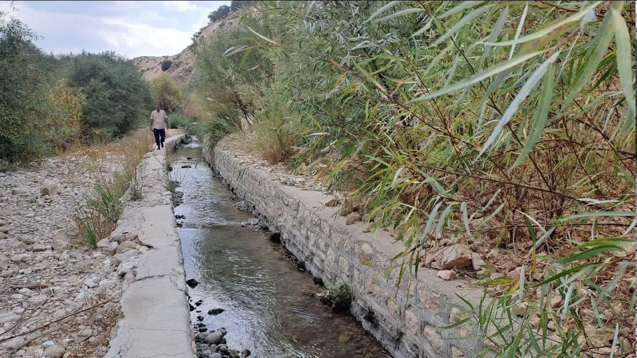 احداث ۱۳.۵ کیلومتر کانال آبیاری عمومی در مزارع چهارمحال و بختیاری